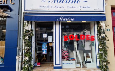 Adhésif vitrine – Marine Prêt à Porter