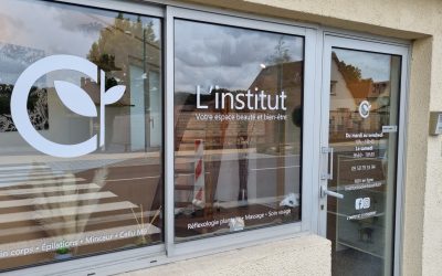 Adhésif – Institut de beaute