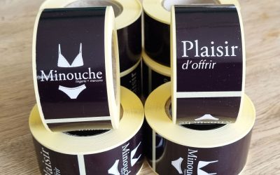 Étiquettes adhésives – prêt à porter